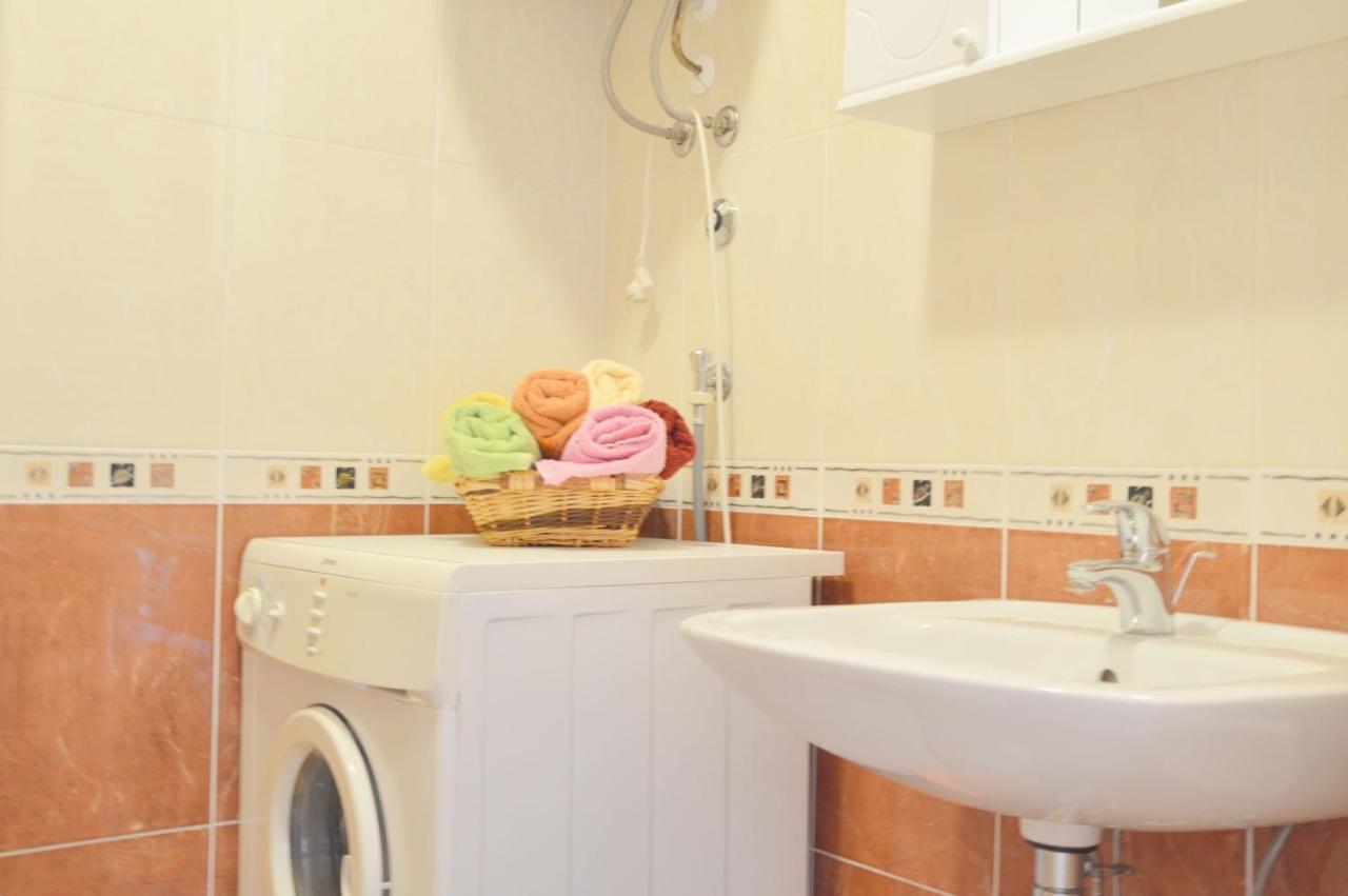 Apartment Riva Sea View أوماغ الغرفة الصورة